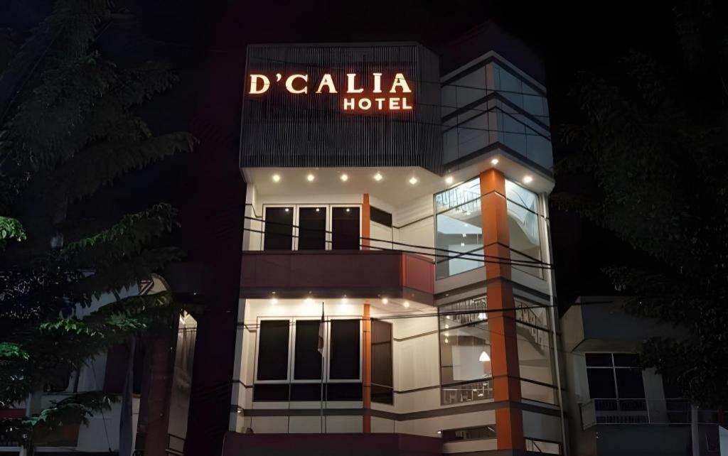 Hotel D' Calia Tarakan Ngoại thất bức ảnh