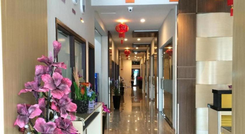Hotel D' Calia Tarakan Ngoại thất bức ảnh