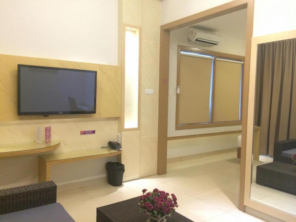 Hotel D' Calia Tarakan Ngoại thất bức ảnh