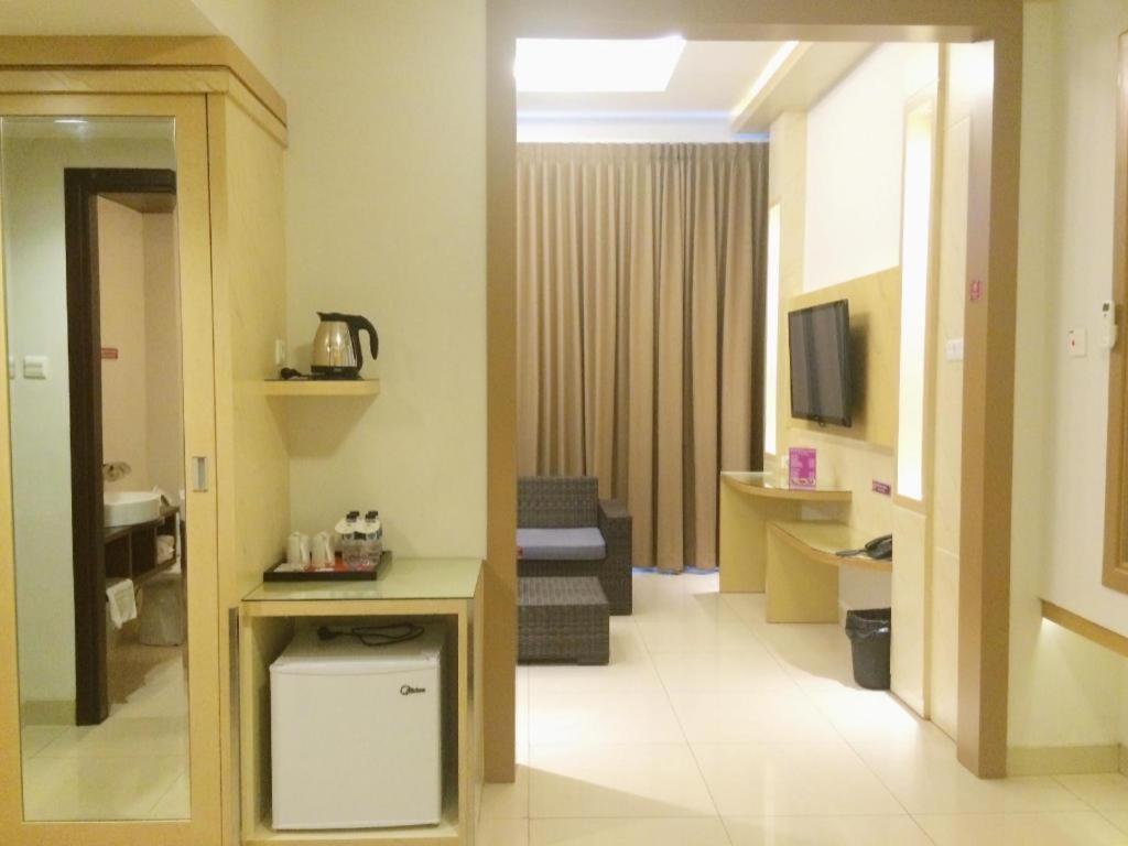 Hotel D' Calia Tarakan Ngoại thất bức ảnh