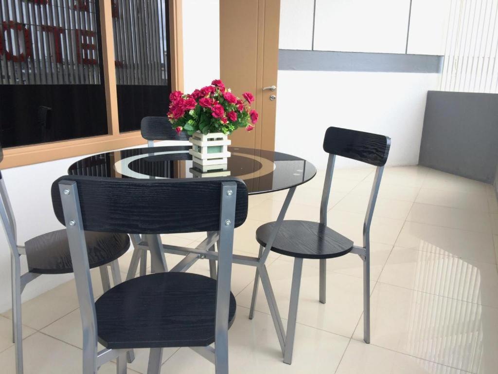 Hotel D' Calia Tarakan Ngoại thất bức ảnh