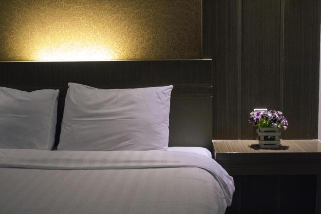 Hotel D' Calia Tarakan Ngoại thất bức ảnh